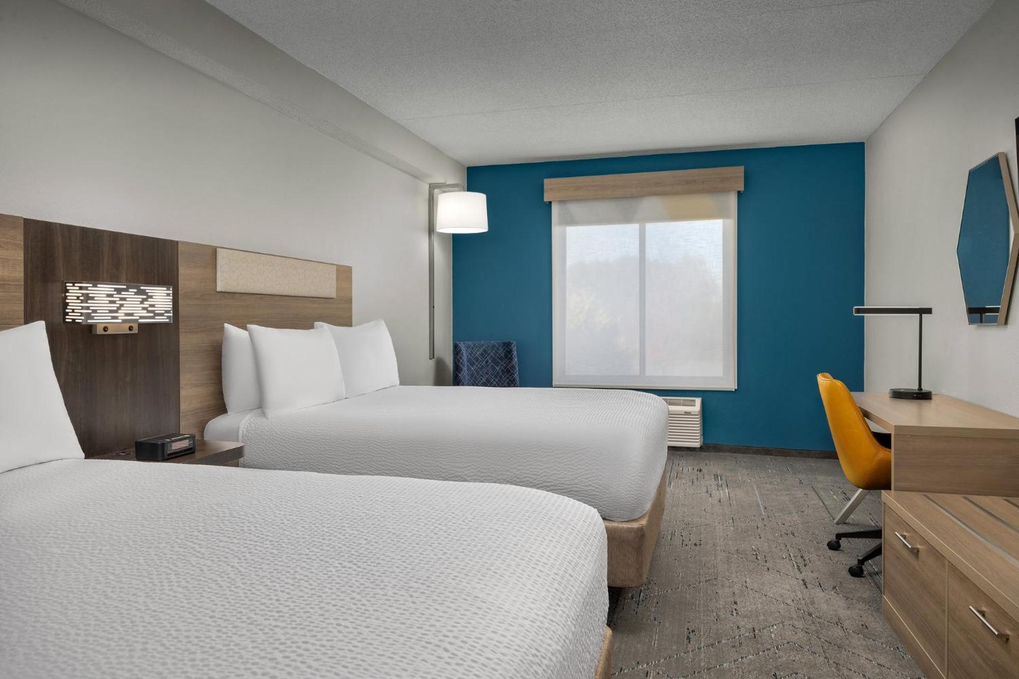 Holiday Inn Express Hotel & Suites Greensboro - Airport Area By Ihg Экстерьер фото