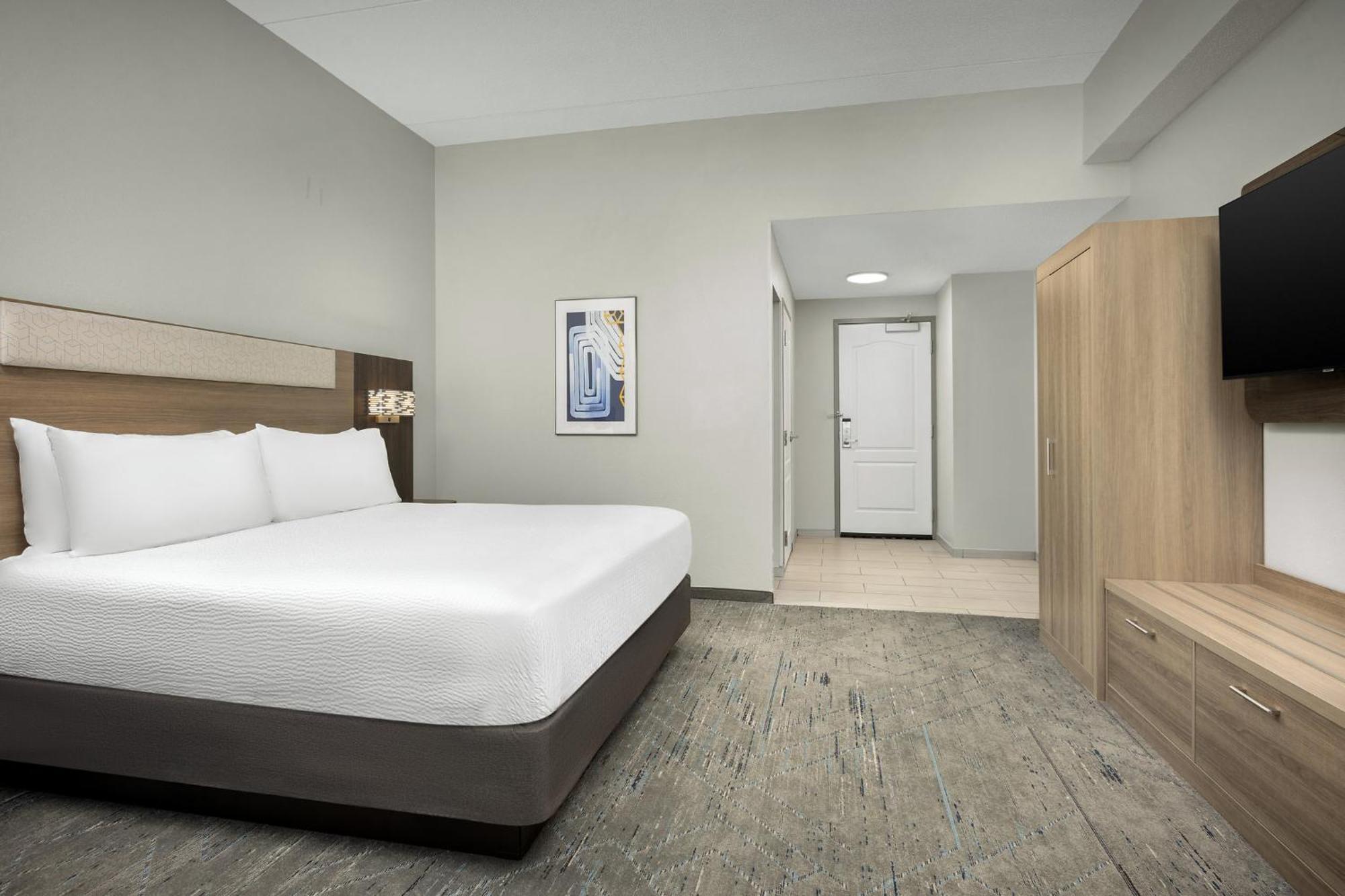 Holiday Inn Express Hotel & Suites Greensboro - Airport Area By Ihg Экстерьер фото