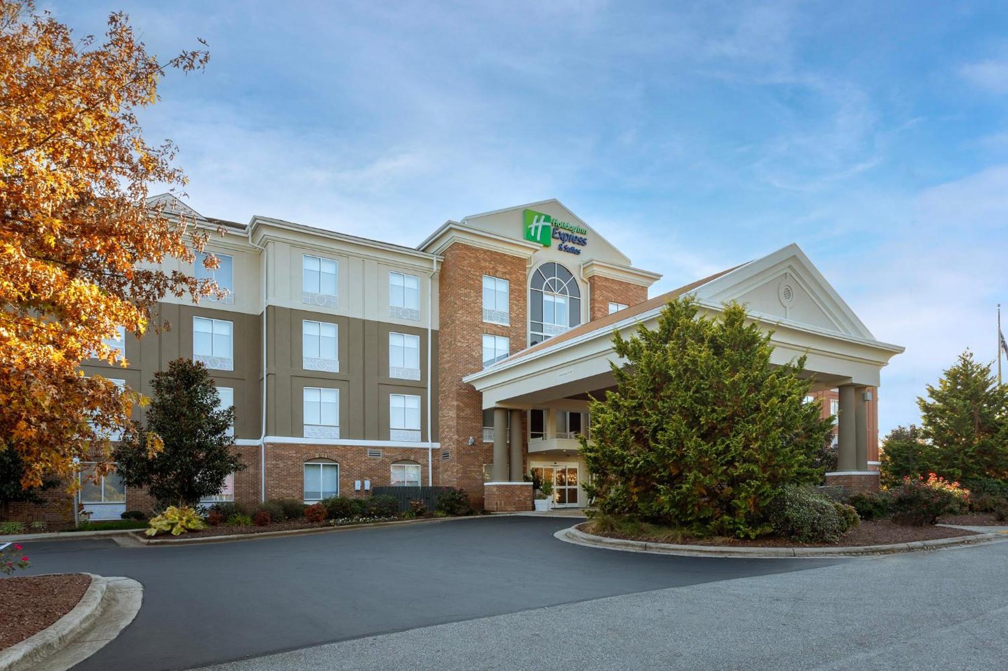 Holiday Inn Express Hotel & Suites Greensboro - Airport Area By Ihg Экстерьер фото