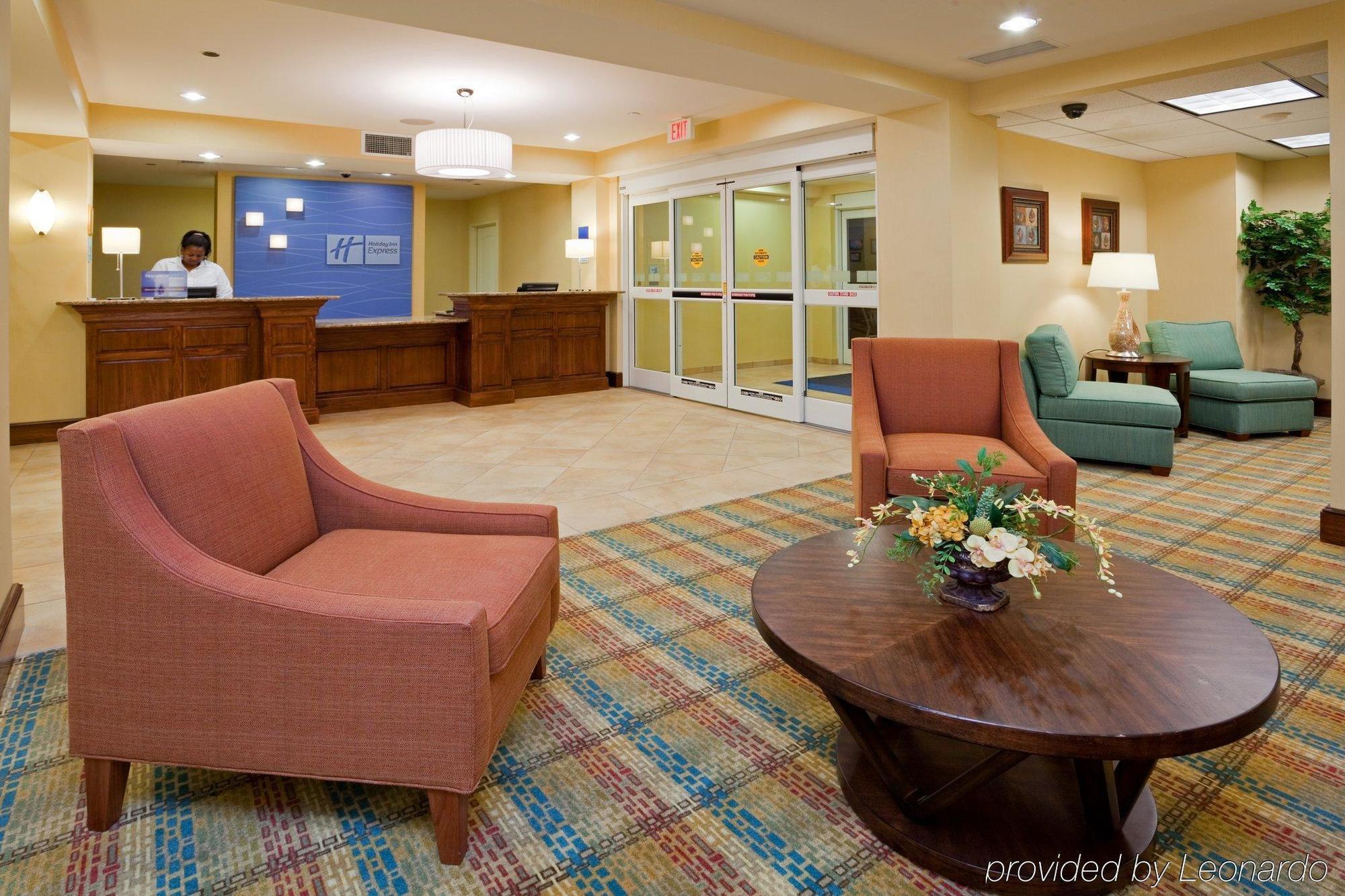Holiday Inn Express Hotel & Suites Greensboro - Airport Area By Ihg Экстерьер фото