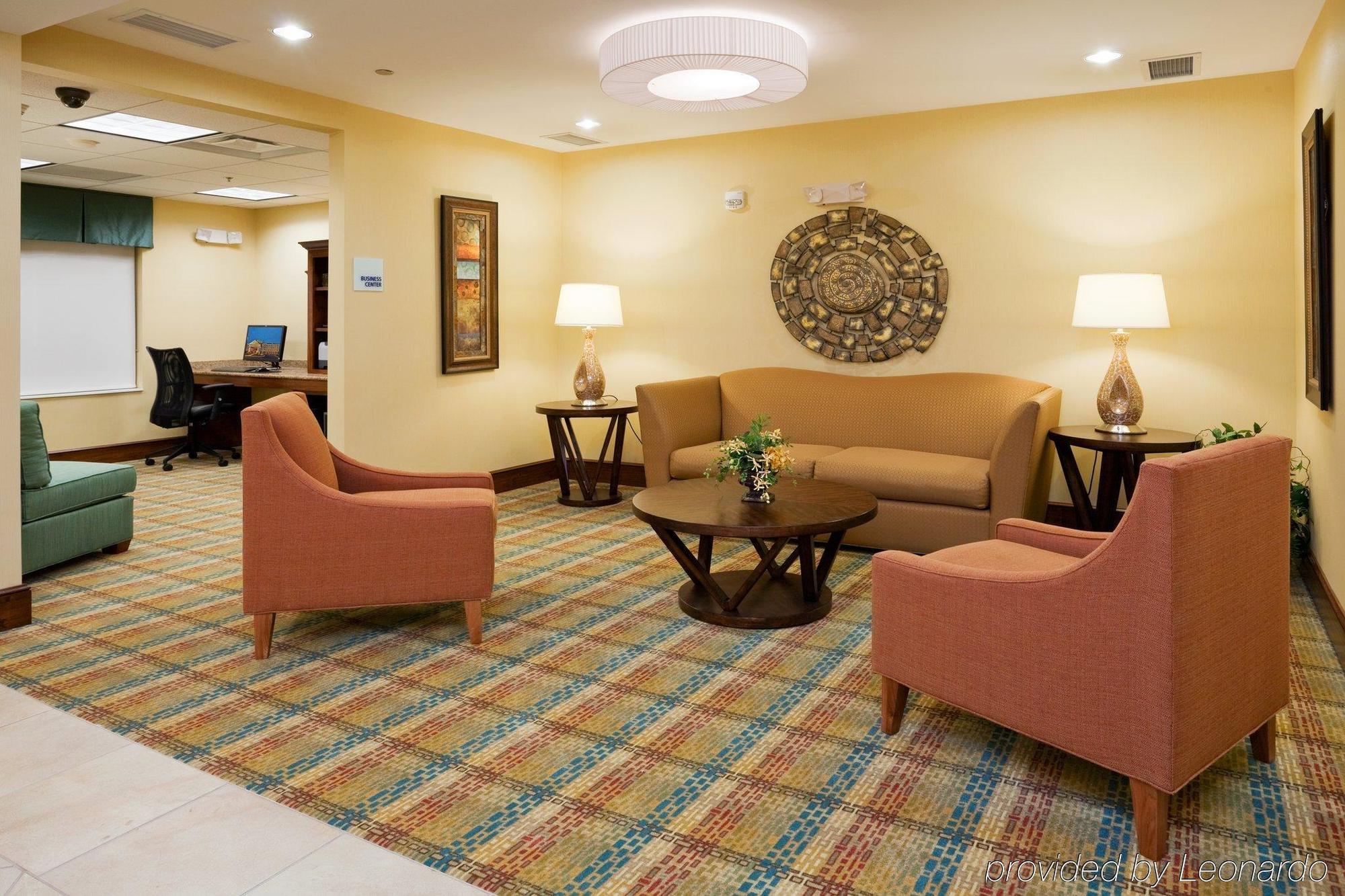 Holiday Inn Express Hotel & Suites Greensboro - Airport Area By Ihg Экстерьер фото